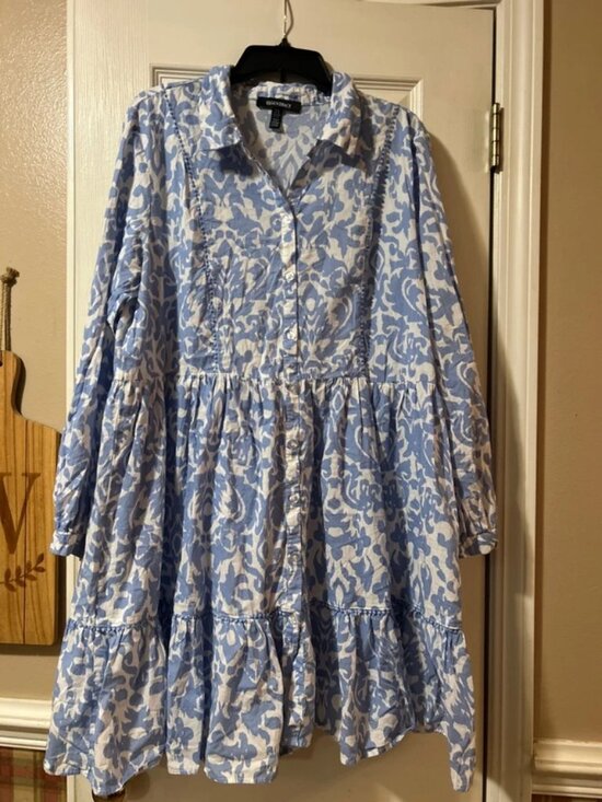 Tops - Size XL dress blue/white